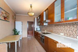 3-к квартира, вторичка, 90м2, 7/9 этаж
