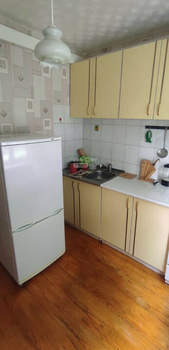 2-к квартира, вторичка, 43м2, 1/5 этаж