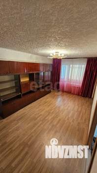 3-к квартира, вторичка, 48м2, 3/5 этаж