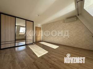 5-к квартира, вторичка, 163м2, 4/5 этаж