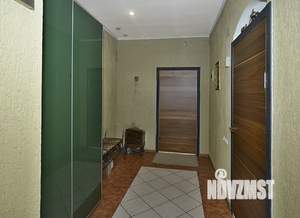 2-к квартира, вторичка, 64м2, 9/9 этаж
