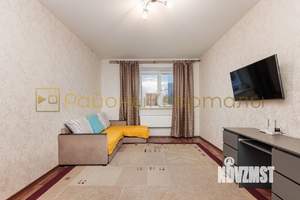 2-к квартира, вторичка, 64м2, 1/10 этаж