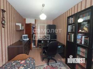 3-к квартира, вторичка, 58м2, 1/4 этаж