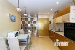 3-к квартира, вторичка, 85м2, 10/10 этаж