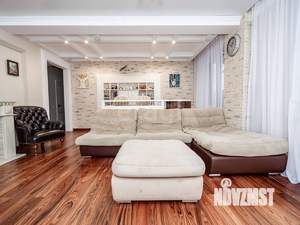 4-к квартира, вторичка, 126м2, 4/17 этаж