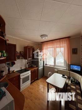 3-к квартира, вторичка, 62м2, 6/9 этаж