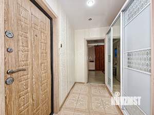 2-к квартира, вторичка, 54м2, 1/10 этаж