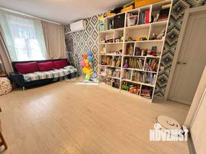 3-к квартира, вторичка, 61м2, 1/5 этаж