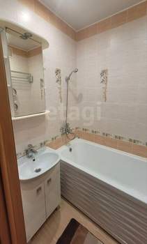 1-к квартира, вторичка, 42м2, 8/10 этаж