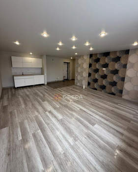 2-к квартира, вторичка, 56м2, 1/13 этаж