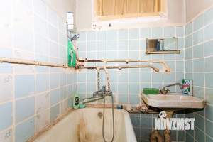 3-к квартира, вторичка, 64м2, 2/4 этаж