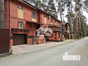 4-к квартира, вторичка, 230м2, 2/2 этаж