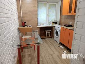 2-к квартира, вторичка, 44м2, 1/9 этаж