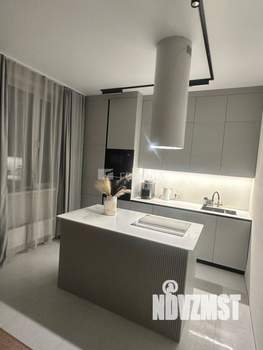 3-к квартира, вторичка, 83м2, 1/25 этаж