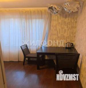 2-к квартира, вторичка, 52м2, 1/10 этаж