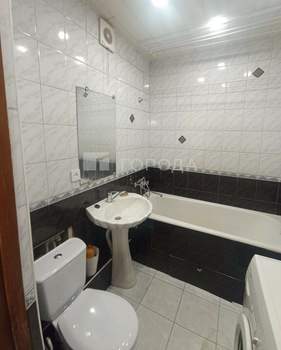 2-к квартира, вторичка, 43м2, 4/5 этаж