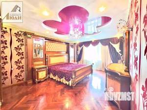 4-к квартира, вторичка, 134м2, 3/9 этаж