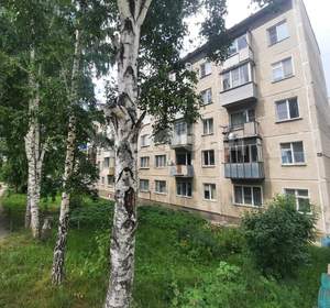 2-к квартира, вторичка, 43м2, 1/5 этаж
