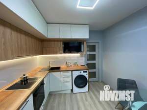 2-к квартира, вторичка, 62м2, 1/10 этаж