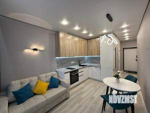 2-к квартира, вторичка, 42м2, 10/19 этаж