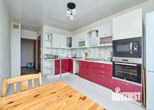 3-к квартира, вторичка, 76м2, 9/10 этаж