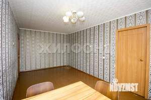 4-к квартира, вторичка, 61м2, 3/5 этаж