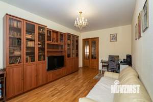 2-к квартира, вторичка, 55м2, 2/4 этаж