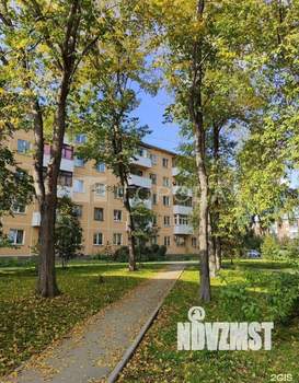 2-к квартира, вторичка, 43м2, 1/5 этаж