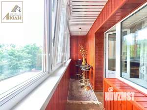 4-к квартира, вторичка, 134м2, 3/9 этаж