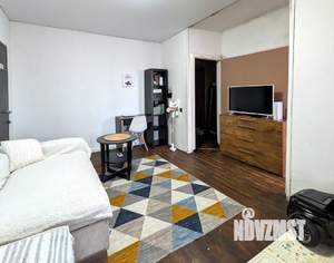 2-к квартира, вторичка, 40м2, 5/5 этаж