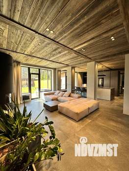4-к квартира, вторичка, 220м2, 2/3 этаж