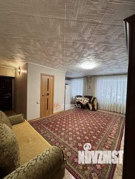 2-к квартира, вторичка, 42м2, 1/5 этаж