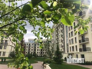 4-к квартира, вторичка, 163м2, 3/6 этаж