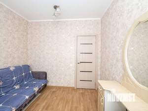 2-к квартира, вторичка, 58м2, 1/10 этаж