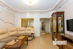 4-к квартира, вторичка, 77м2, 8/10 этаж