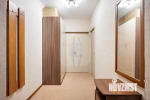 2-к квартира, вторичка, 52м2, 7/17 этаж