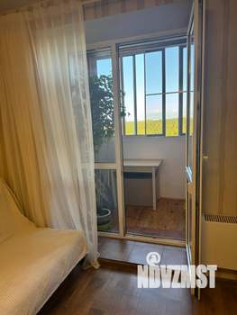 2-к квартира, вторичка, 52м2, 10/16 этаж