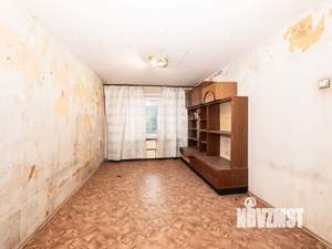 2-к квартира, вторичка, 43м2, 1/9 этаж