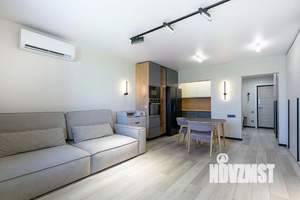 Студия квартира, вторичка, 38м2, 10/10 этаж