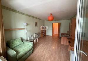 2-к квартира, вторичка, 64м2, 5/10 этаж