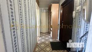 2-к квартира, вторичка, 45м2, 1/9 этаж