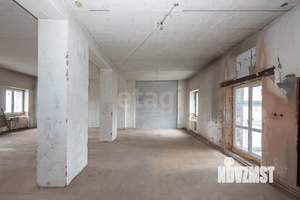 3-к квартира, вторичка, 135м2, 14/14 этаж