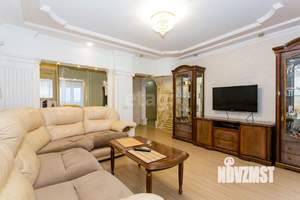 4-к квартира, вторичка, 77м2, 8/10 этаж