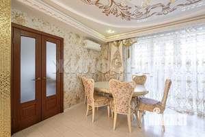 3-к квартира, вторичка, 120м2, 6/17 этаж