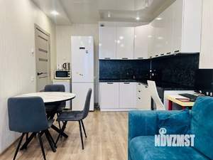 3-к квартира, вторичка, 58м2, 7/17 этаж