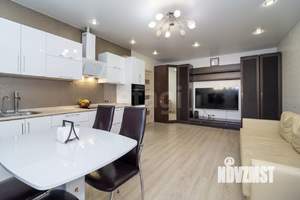 2-к квартира, вторичка, 60м2, 1/6 этаж