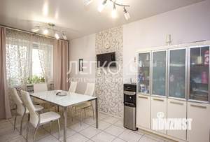 4-к квартира, вторичка, 142м2, 9/14 этаж