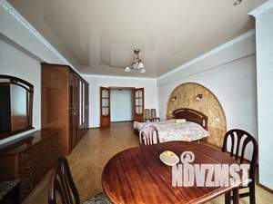 3-к квартира, вторичка, 105м2, 4/7 этаж