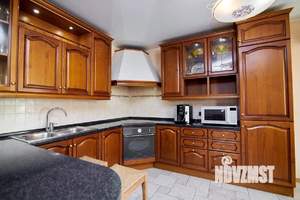 Студия квартира, вторичка, 56м2, 2/13 этаж