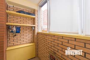 2-к квартира, вторичка, 58м2, 1/5 этаж